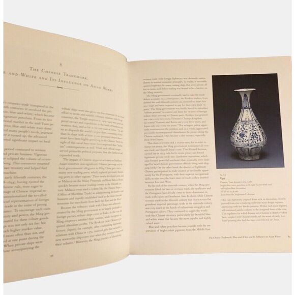 Porcelain Stories from China to Europe HC/DJ Seattle Arts Museum Signed - Picture 11 of 16